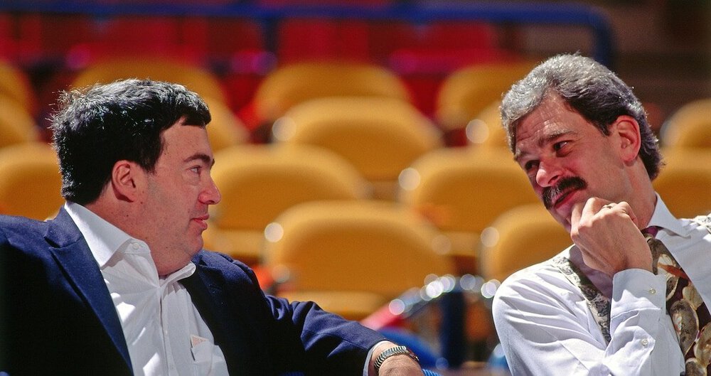 jerry_krause_x_phil_jackson_0.jpg